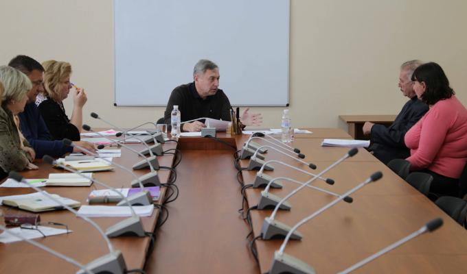 Багатодітні сім'ї переселенців будуть першочергово забезпечені житлом, – Юрій Гарбуз