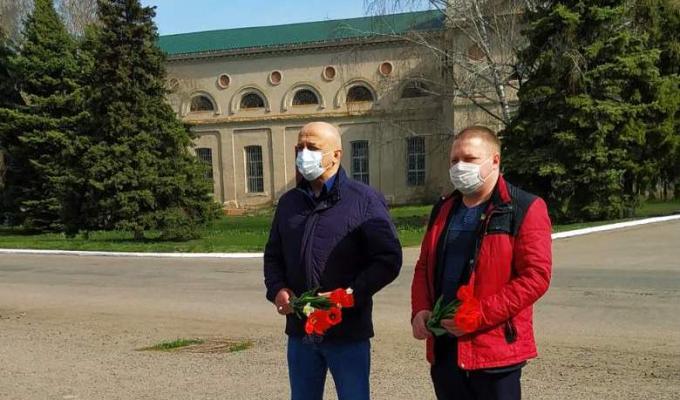 Відбулось покладання квітів з нагоди 34-ої роковини Чорнобильської катастрофи