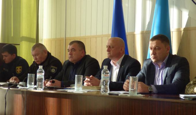 Відбулася розширена нарада щодо введення воєнного стану на території області