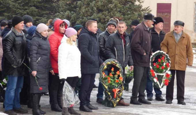 Відбулось покладання з нагоди дня вшанування учасників ліквідації наслідків аварії на Чорнобильської.