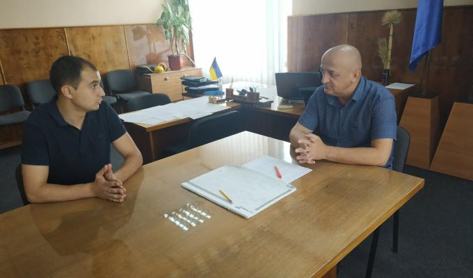 Олег Сліпець провів зустріч з представником Луганської обласної спілки пасічників Денисом Шахбаз’яном