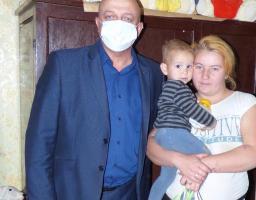 У Троїцькому районі проведено заходи до Дня усиновлення