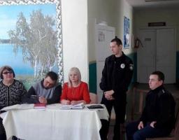 Спеціалісти служб взяли участь у загальношкільних батьківських зборах