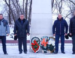 Відбулося покладання квітів до Меморіалу загиблим воїнам з нагоди 75-ї річниці визволення селища Троїцьке від нацистських загарбників