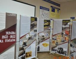 Відбулася виставка, присвячена Голодомору в Україні 1932 -1933 років