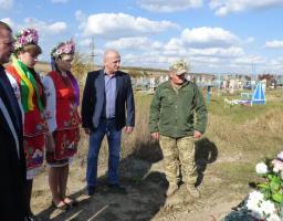 Відбулось покладання квітів до могили учасника АТО