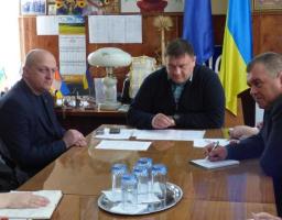 У районі розглянуто питання  відзначення Дня пам'яті та примирення і 73-ї річниці перемоги над нацизмом у Другій світовій війні